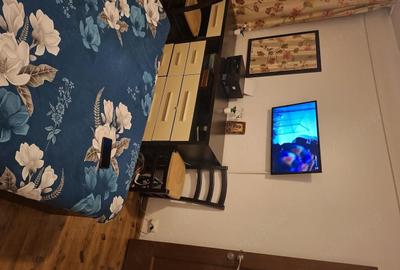 Apartament cu 3 camere decomandat în 9 Mai - 7