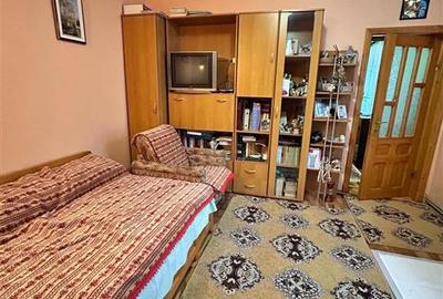 Casă cu 3 camere cu Teren 183 Mp în Central - 4