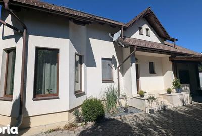 Casă cu 5 camere cu Teren 1500 Mp în Central - 16