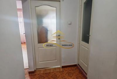 Apartament cu 3 camere decomandat în Dofteana - 2
