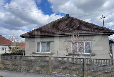 Casa cu 2 camere, 91 mp, teren 3.400 mp, zona comuna Apa - 6