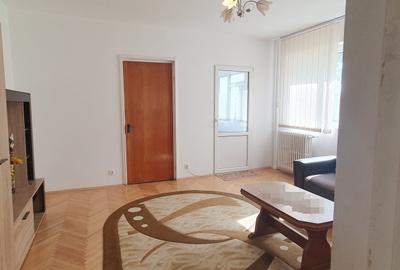 Apartament cu 2 camere circular, mobilat în Titan