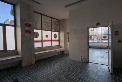 Spațiu comercial, de 100 mp, în Central - 4