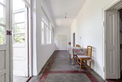 Două case pe Calea Radnei comision 0 - 7