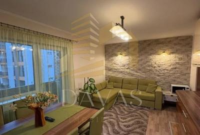 Apartament cu 3 camere semidecomandat, mobilat în Aurel Vlaicu
