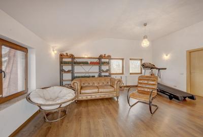 Casă individuală cu 5 camere cu Canalizare în Central - 22