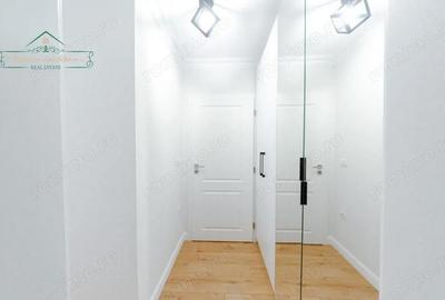 Apartament cu 3 camere decomandat, mobilat în Central - 1