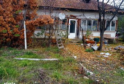 Teren de 1200 mp, în Priseaca - 2