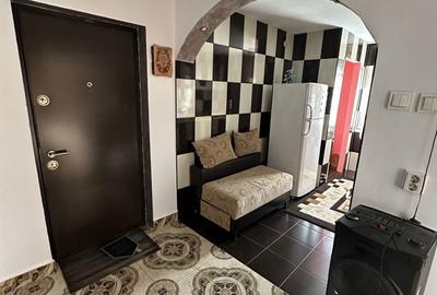 Apartament cu 3 camere decomandat în Iara - 2