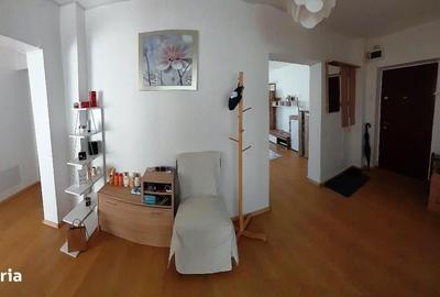 Apartament cu 3 camere decomandat în Iancului - 12