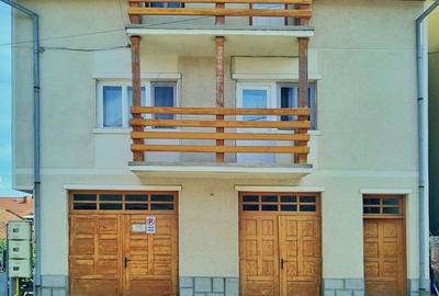Casă cu 5 camere cu Teren 100 Mp în Central - 4