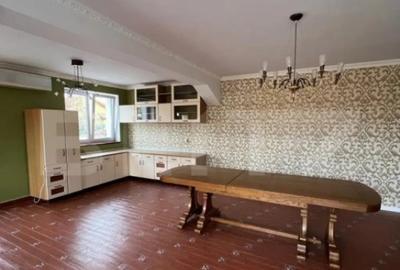 Casă cu 5 camere cu Teren 500 Mp în Botizului - 15