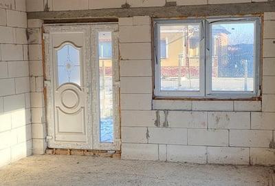 Casă cu 2 camere în Șimand - 1