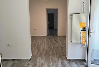 Vanzare casa pe parter complet renovata, zona Sala Radio - 3