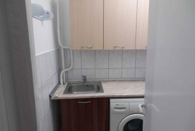 Garsonieră decomandată în Iosia