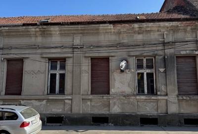 INVESTIȚIE  zona istorică Piața Traian - casa individuală, 630 mp construit - 1