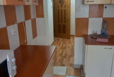 Garsonieră decomandată în Central - 4