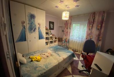 Apartament cu 3 camere decomandat, mobilat în 1 Mai - 5