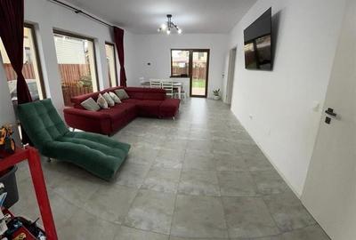 CASA DEOSEBITA 4 CAMERE, CRISTIAN - 3