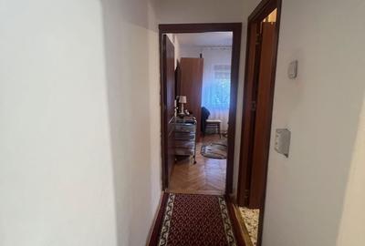 Apartament cu 3 camere decomandat în Calea București - 2
