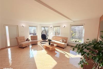 Casă cu 4 camere cu Teren 1670 Mp în Bârnova