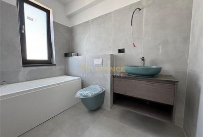 Duplex cu 3 camere cu Teren 210 Mp în Central - 14