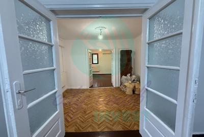 "Casa bunicii" la vanzare in zona Vatra Luminoasa - 9