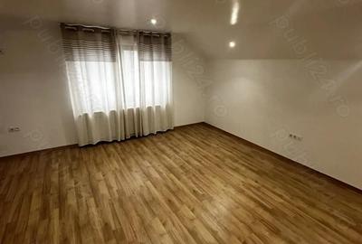 Casă cu Teren 614 Mp în Central - 6