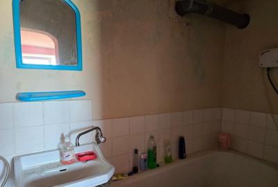 Casă cu 3 camere cu Teren 3863 Mp în Batiz - 17