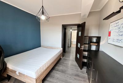 Apartament cu 3 camere semidecomandat, mobilat în Florești - 9