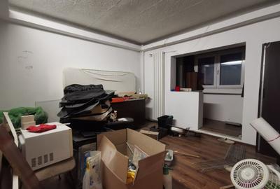 Apartament cu 4 camere decomandat în Vitan - 4