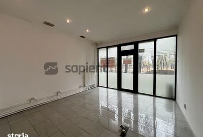 Spațiu comercial, de 32 mp, în Central - 2
