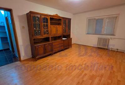 Vanzare apartament 2 camere decomandat Berceni, etaj 2 - 5