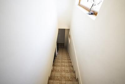Casa 8 camere, 326 mp utili, teren 600 mp - cartier Rovine-Lapus Arges - 9