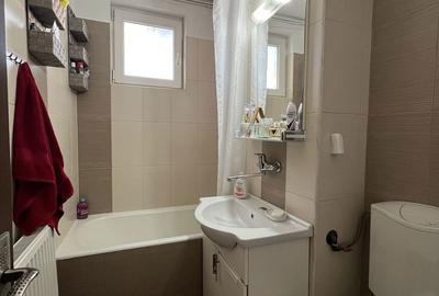 Apartament cu 2 camere în Traian - 9