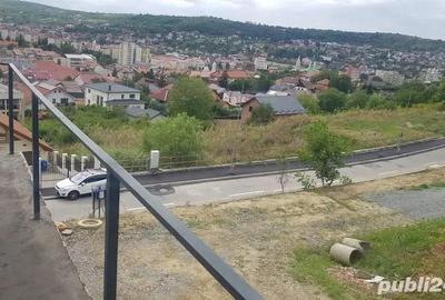 Casă cu 3 camere în Central