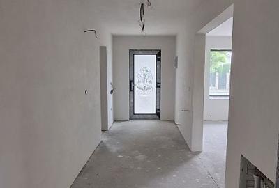Casă cu 3 camere cu Teren 130 Mp în Central - 8