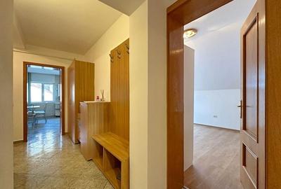 Apartament 3 camere Vanzare, Zona Linistita - 9