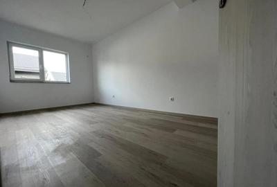 Duplex spațios cu mansardă și teren 250 mp – construcție solidă - 4