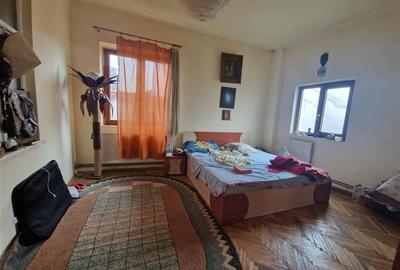 Casa pe sol, teren 372 mp - zona centrala - 9