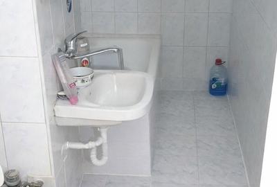 Garsonieră nedecomandată în 9 Mai - 2