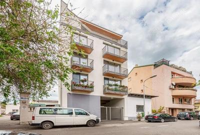 Apartament cu 3 camere decomandat în Polonă - 14