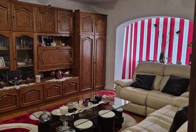 Apartament cu 3 camere decomandat în Central - 4