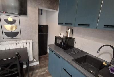 Garsonieră decomandată în Central - 2