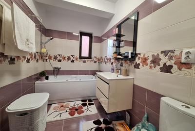 Apartament cu 3 camere semidecomandat, mobilat în Florești - 8
