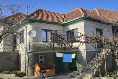 Casă cu Teren 2500 Mp în Ghelari - 7