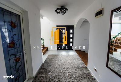 Casă cu 5 camere cu Teren 900 Mp în Bascov - 2