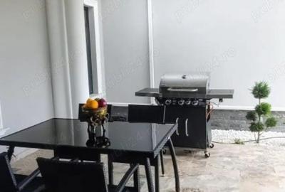 Casă cu 5 camere în Central