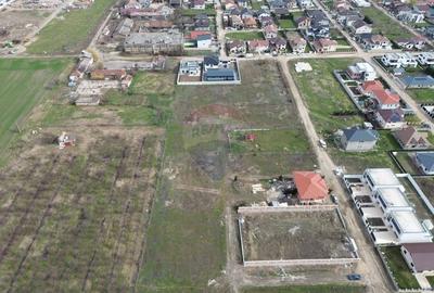 Teren Construcții intravilan de 434 mp, în Nord - 2