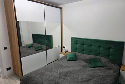 Apartament cu 3 camere semidecomandat, mobilat în Titan - 16